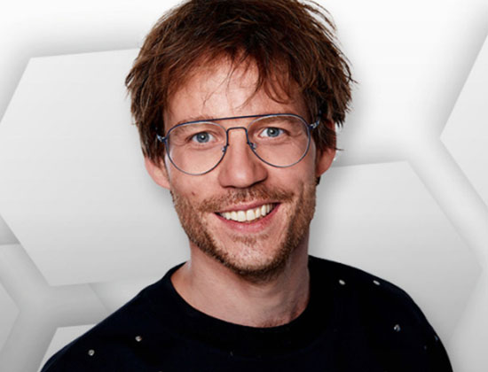 Marc Adriani en Funky Frank presenteren het Platenpaleis